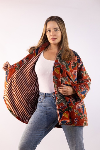[JK22-4] Chaqueta Corta de Gamuza