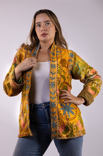 [CH17-1] Chaqueta Corta Bordada